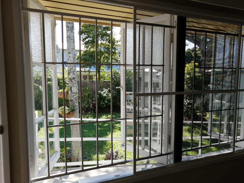 sliding fly screen window